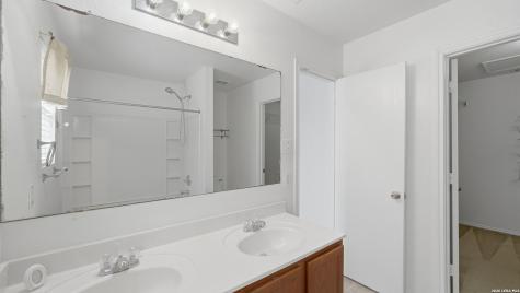 8043 Willow Country San Antonio TX 78254