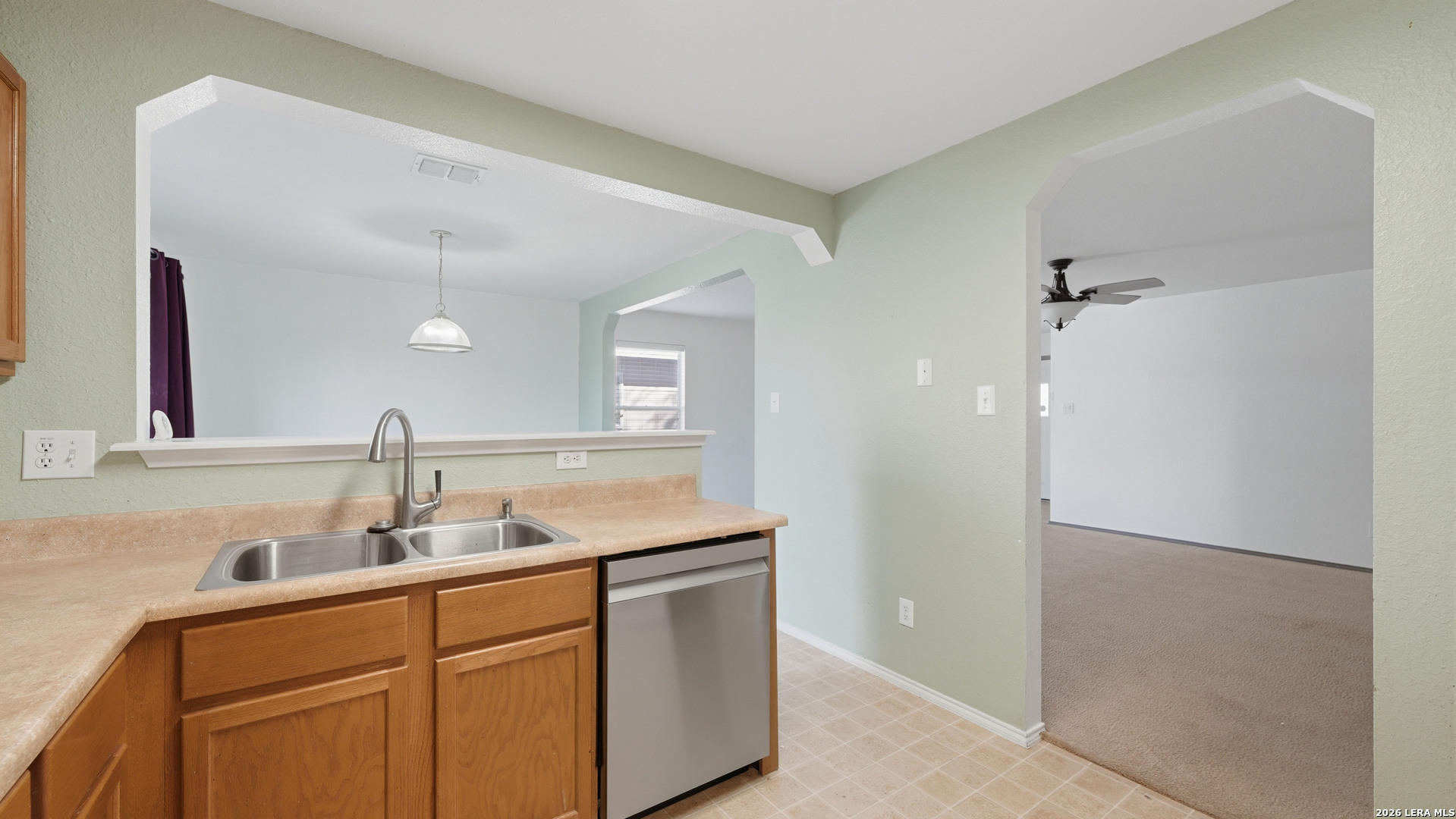 8043 Willow Country San Antonio TX 78254