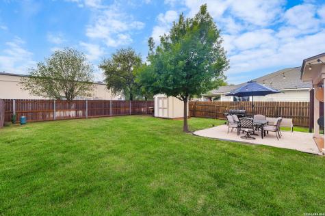 9114 Laguna Rio San Antonio TX 78251