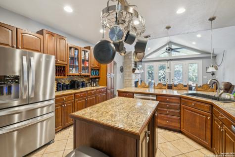 388 Deerwood Bandera TX 78003