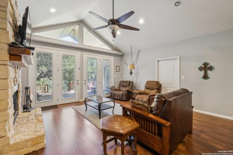 388 Deerwood Bandera TX 78003