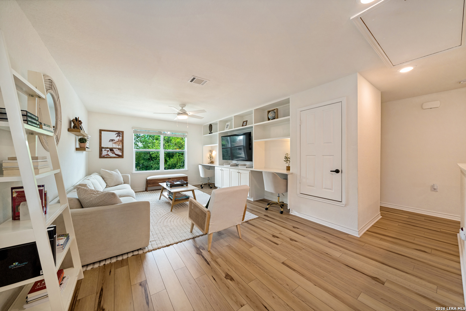 6343 Hibiscus Falls San Antonio TX 78218