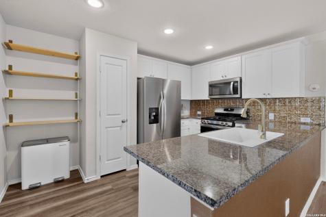 5656 Jasmine Spur Bulverde TX 78163
