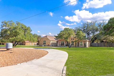 136 Copper Creek Drive La Vernia TX 78121