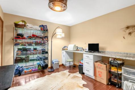 2035 S Magnolia Avenue Luling TX 78648