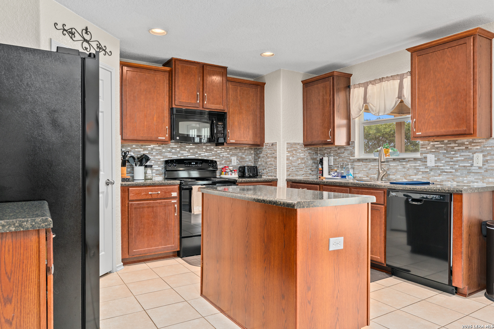 5215 Duke Field San Antonio TX 78227