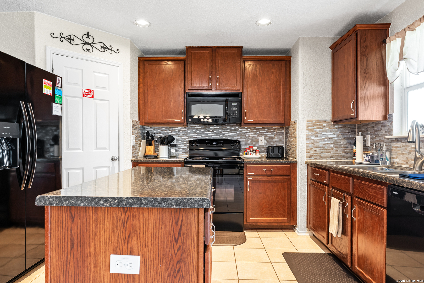 5215 Duke Field San Antonio TX 78227