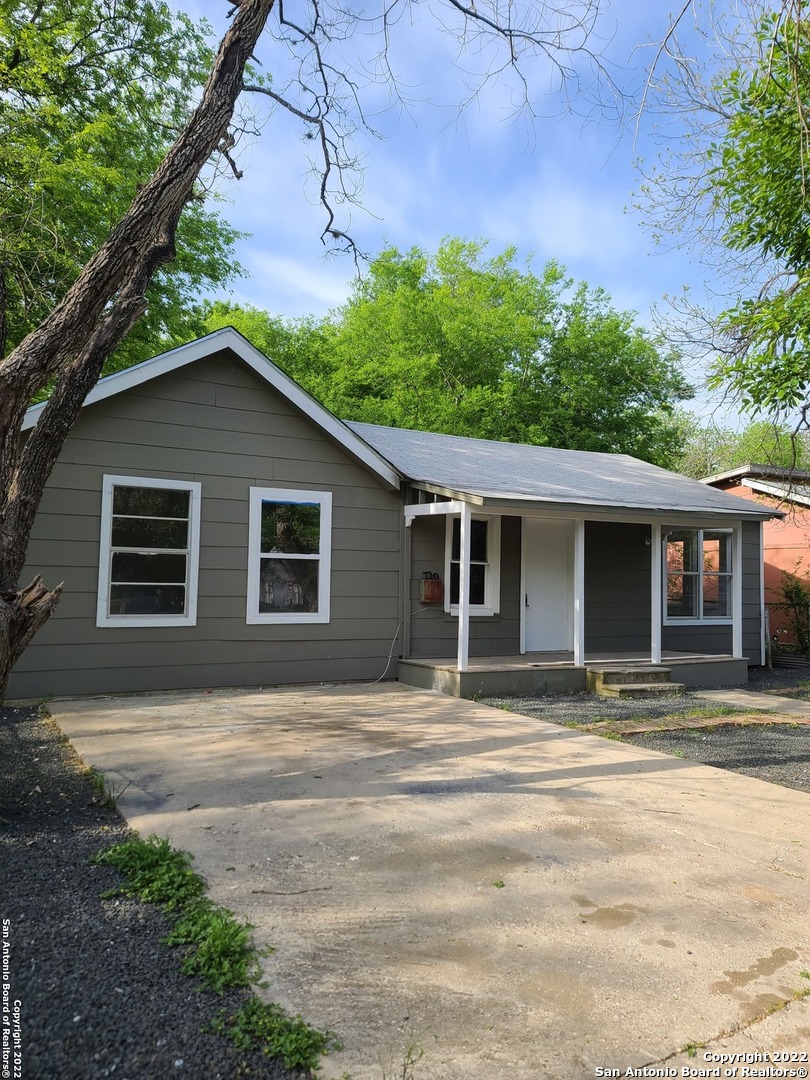 720 Chickering Avenue San Antonio TX 78210