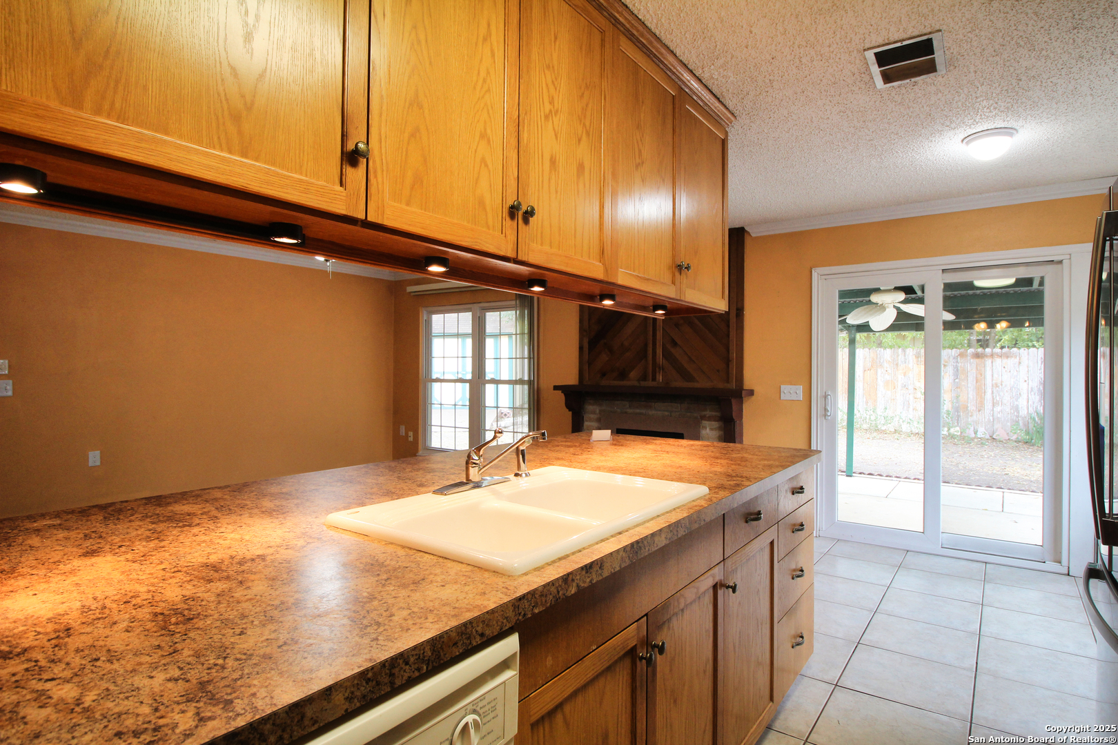 6106 Little Brandywine Creek San Antonio TX 78233