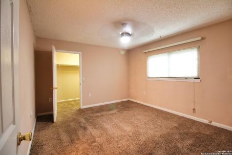 6106 Little Brandywine Creek San Antonio TX 78233