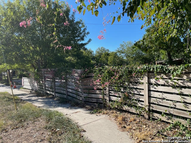 531 Dakota San Antonio TX 78203