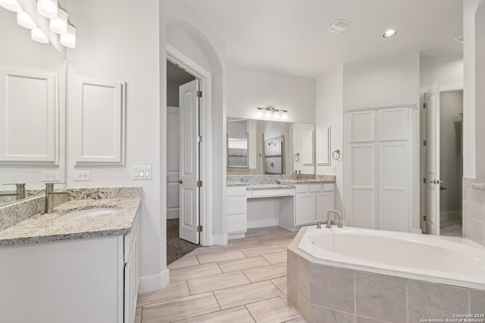31037 Clover Pass Bulverde TX 78163