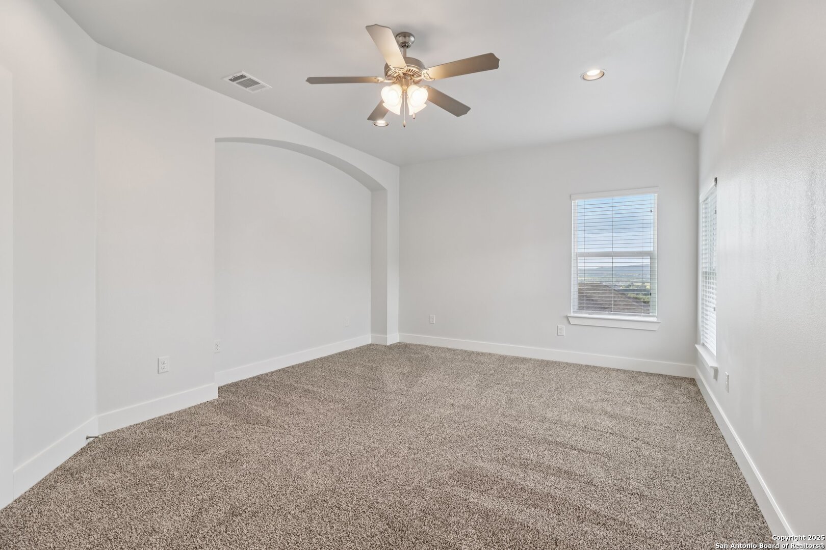 31037 Clover Pass Bulverde TX 78163