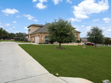 1008 Spanish Trail New Braunfels TX 78132