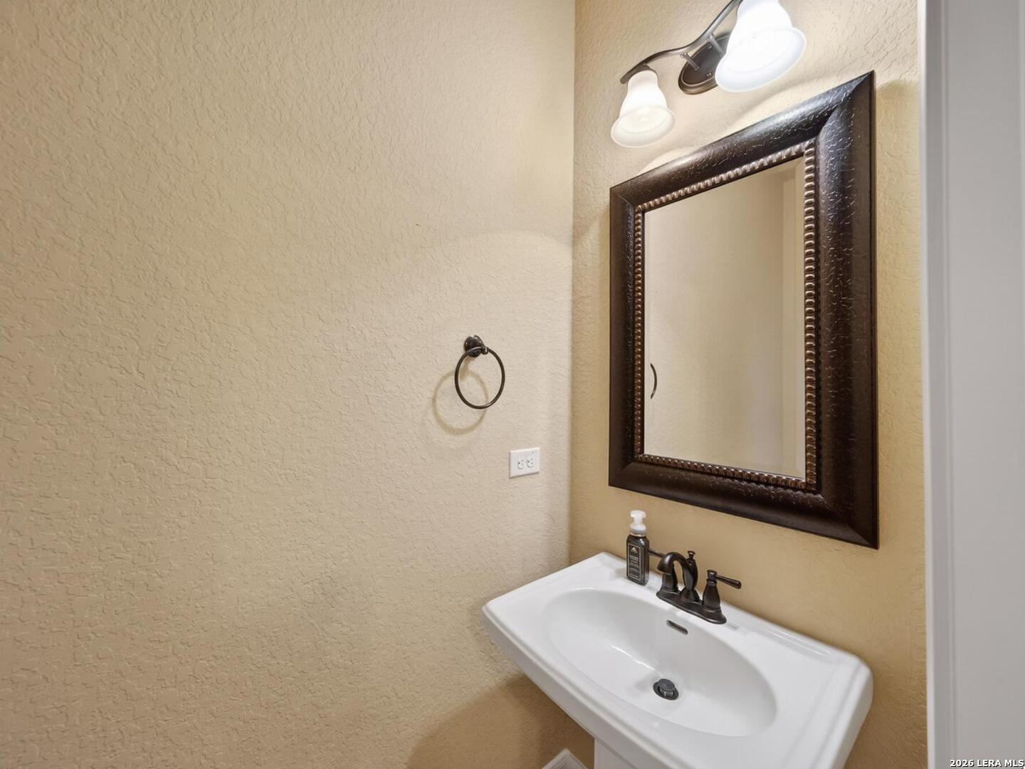 1008 Spanish Trail New Braunfels TX 78132