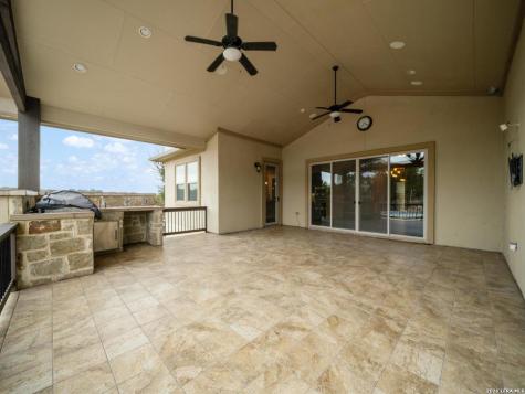 1008 Spanish Trail New Braunfels TX 78132