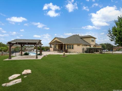 1008 Spanish Trail New Braunfels TX 78132