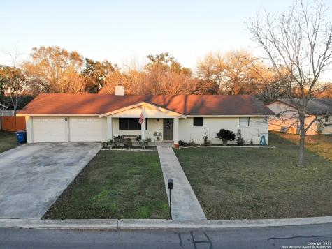 1208 Gardenia Drive New Braunfels TX 78130
