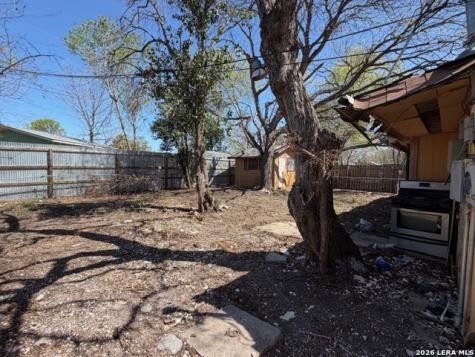 147 Joe Blanks San Antonio TX 78237