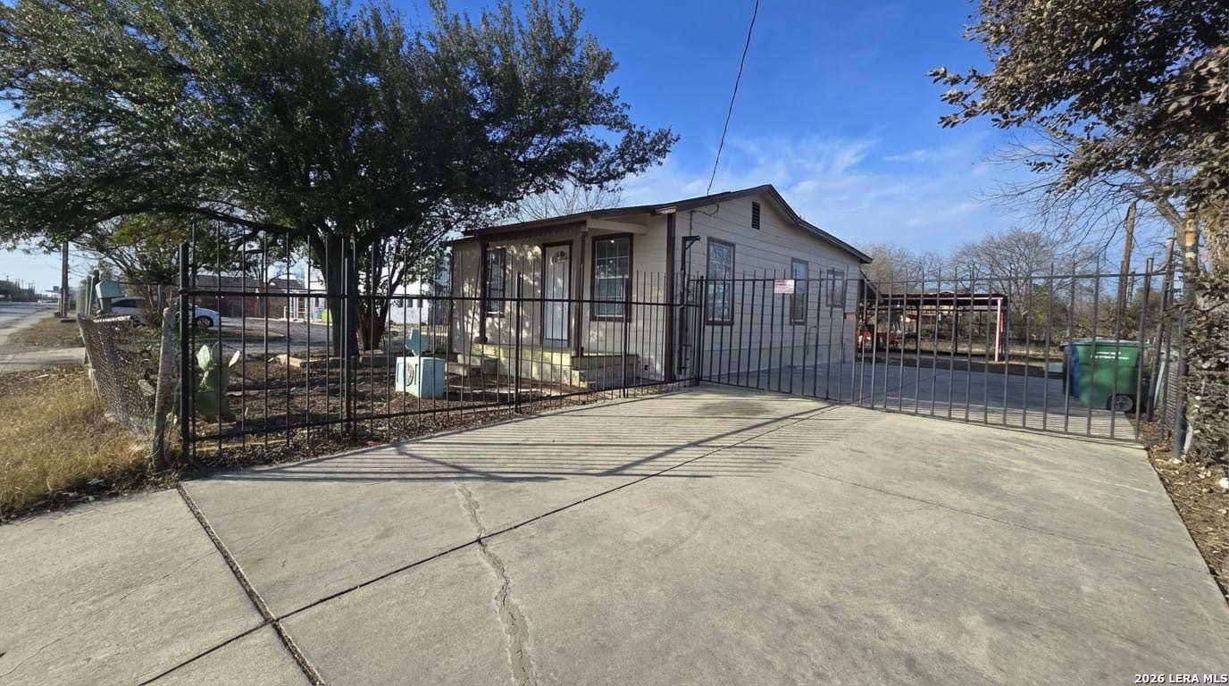 5345 Commerce San Antonio TX 78237
