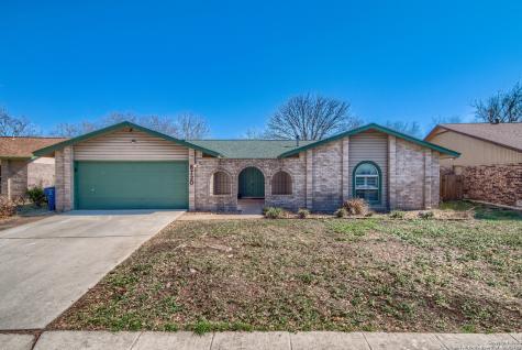 8720 Thatch Drive San Antonio TX 78240