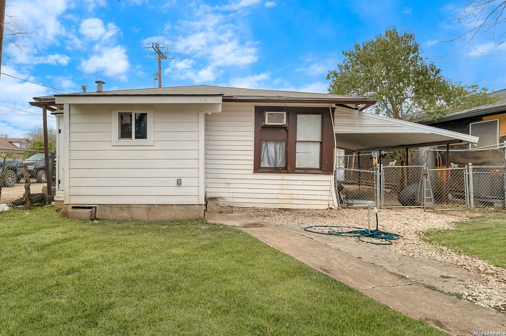 1650 W Laurel San Antonio TX 78201
