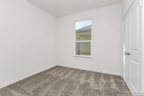 9427 Lochridge Pike Converse TX 78109