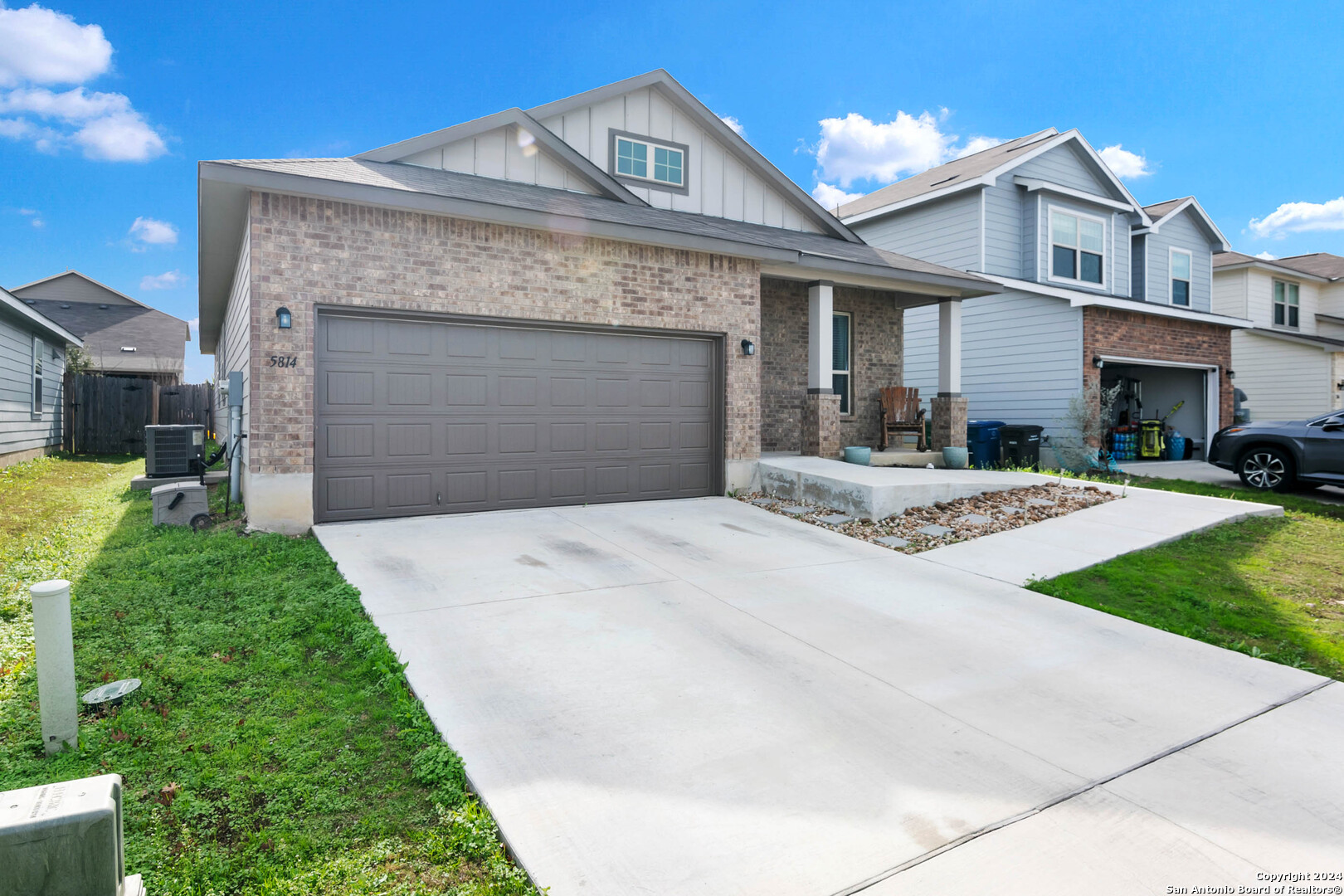 5814 Larkspur Valley San Antonio TX 78218