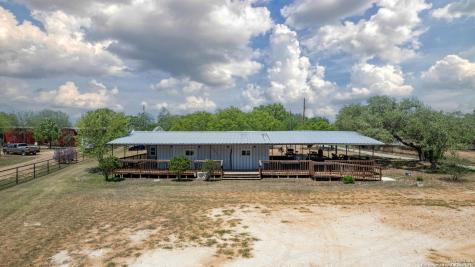 10581 Fm 2200 Yancey TX 78886