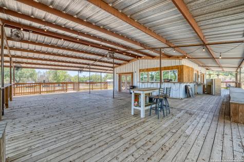 10581 Fm 2200 Yancey TX 78886