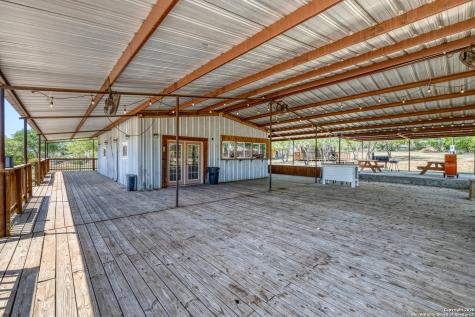 10581 Fm 2200 Yancey TX 78886