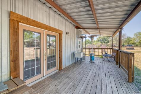 10581 Fm 2200 Yancey TX 78886