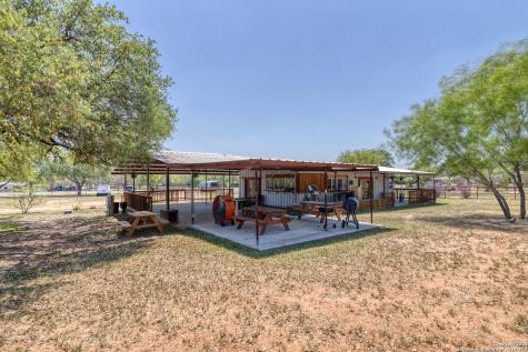 10581 Fm 2200 Yancey TX 78886