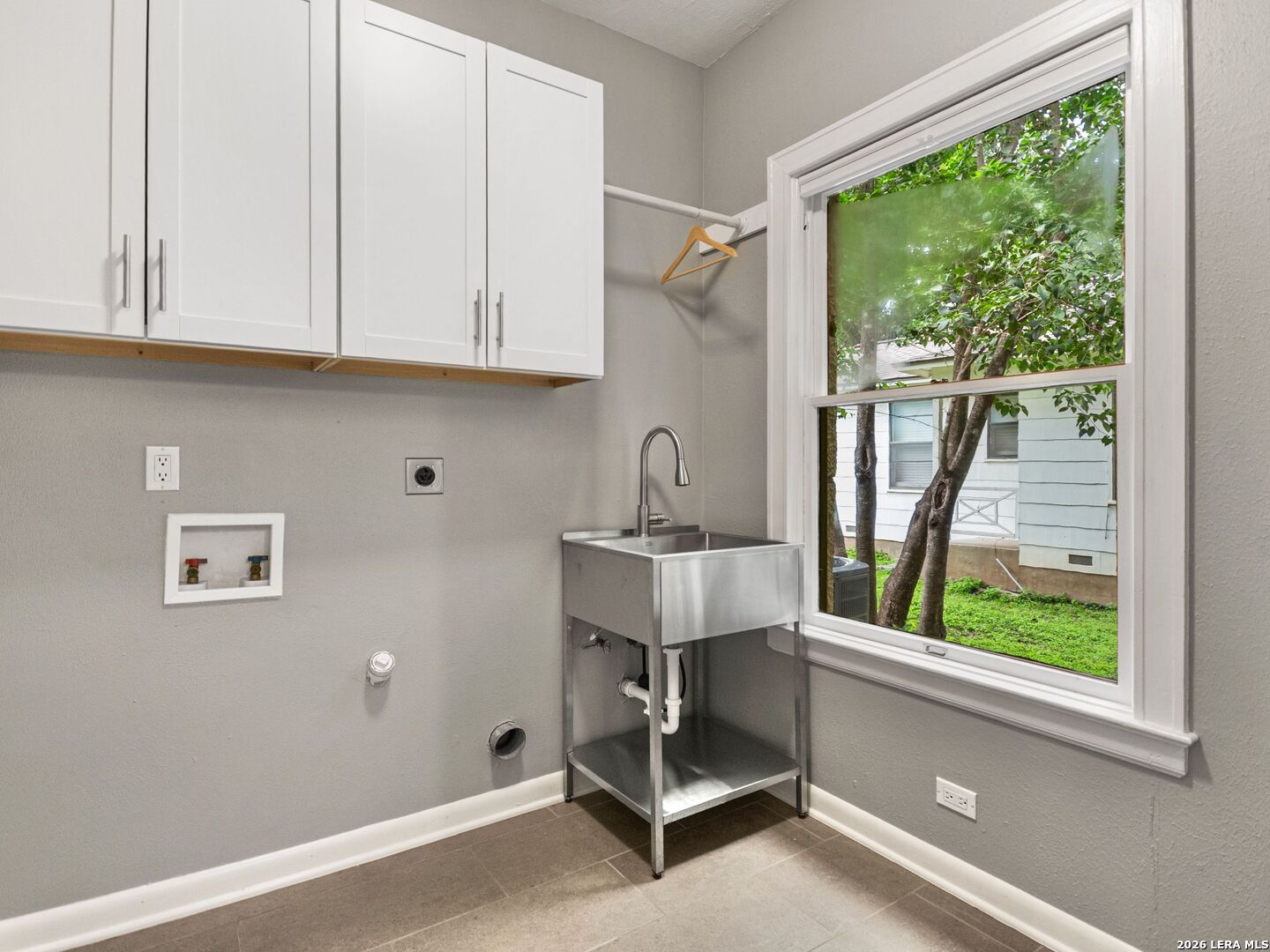 406 Paseo Encinal San Antonio TX 78212