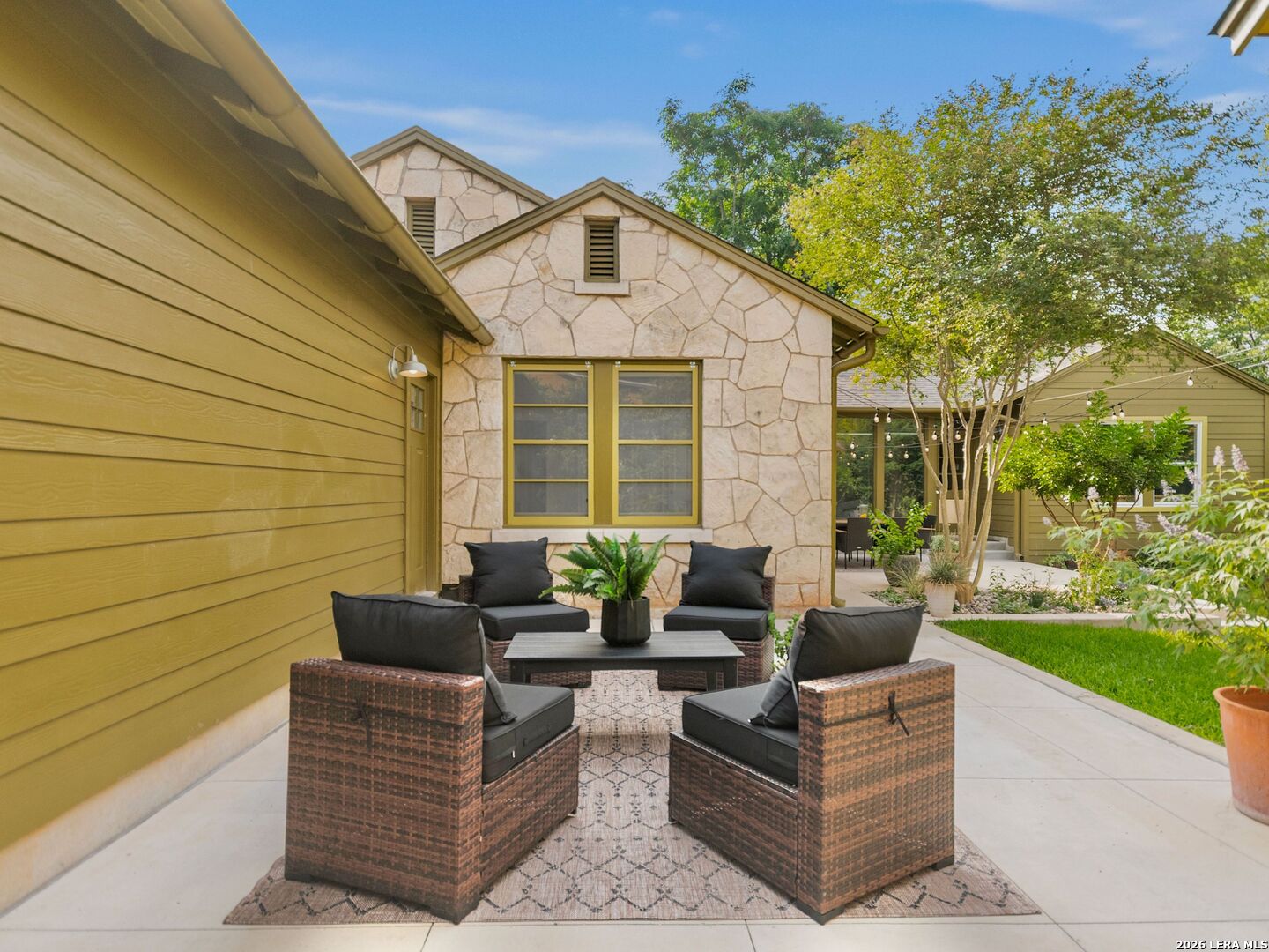 406 Paseo Encinal San Antonio TX 78212