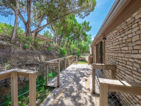 333 Secret Valley Drive Kerrville TX 78028