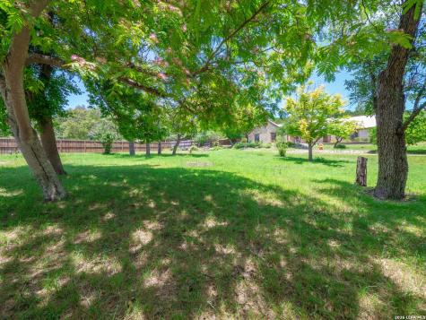 333 Secret Valley Drive Kerrville TX 78028