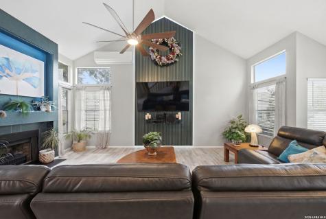 302 Hornbean Lane Cibolo TX 78108