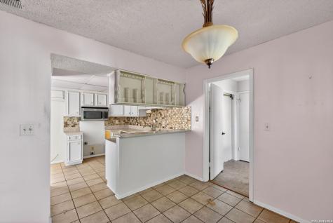 6615 Lake Cliff San Antonio TX 78244
