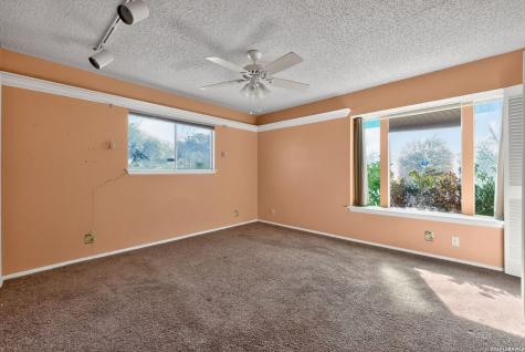 6615 Lake Cliff San Antonio TX 78244