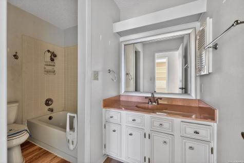6615 Lake Cliff San Antonio TX 78244