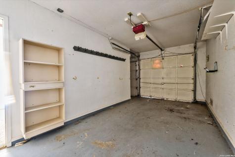 6615 Lake Cliff San Antonio TX 78244