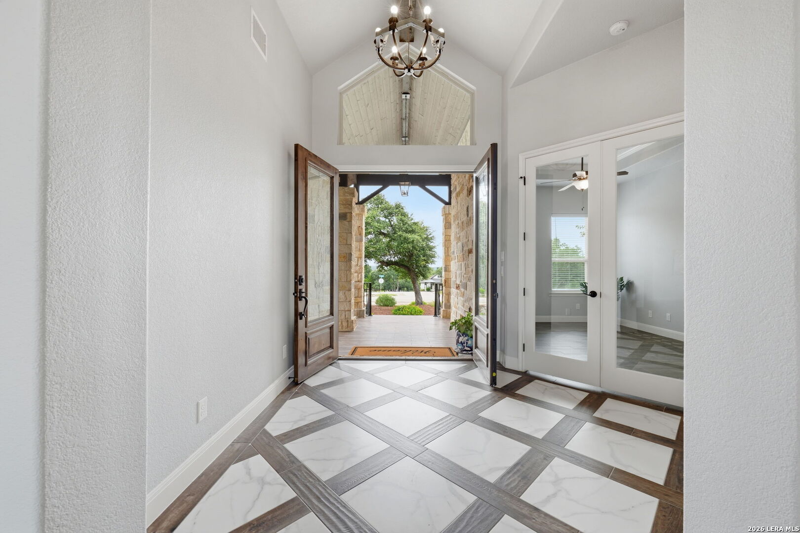 323 Curvatura New Braunfels TX 78132