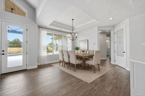323 Curvatura New Braunfels TX 78132