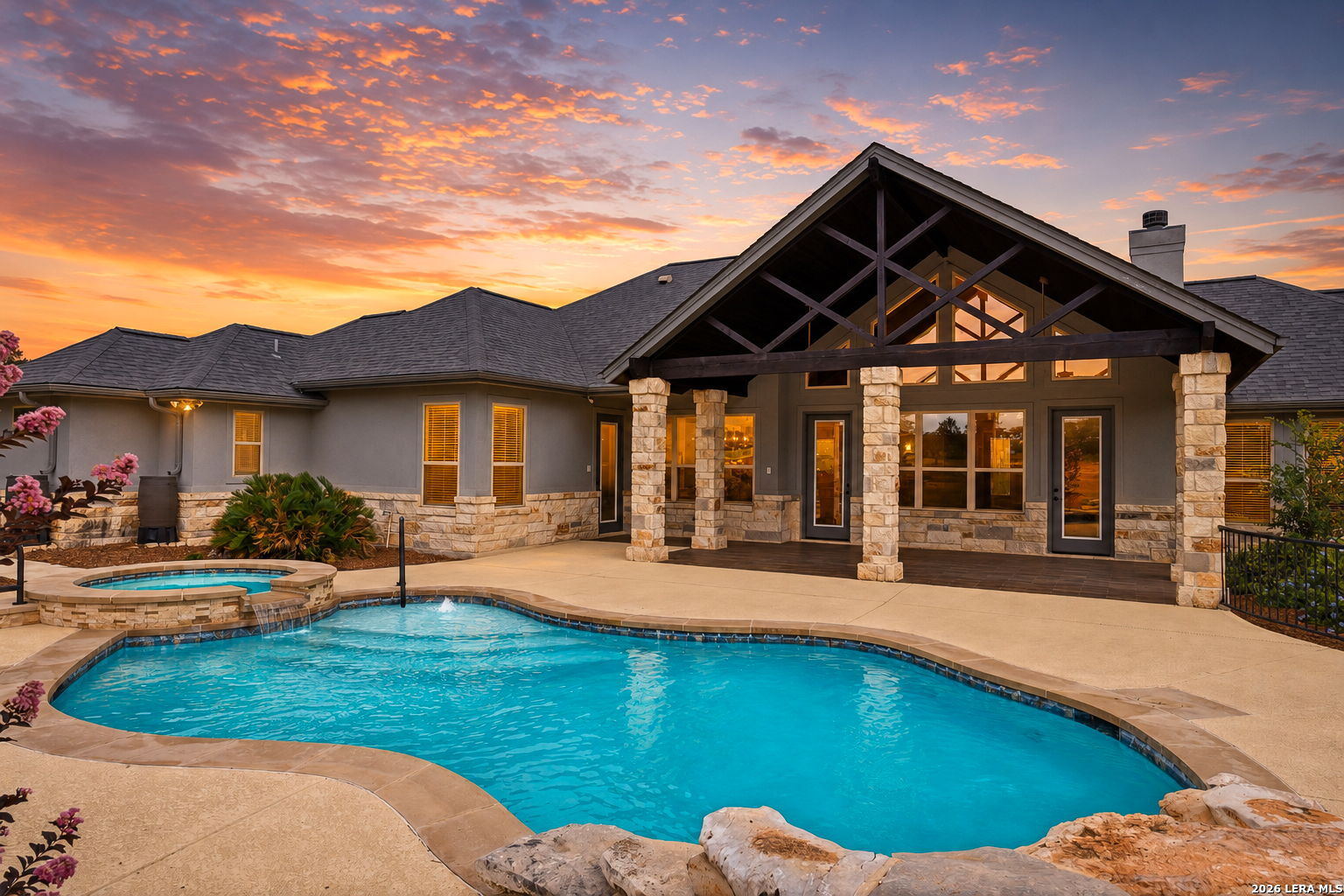 323 Curvatura New Braunfels TX 78132