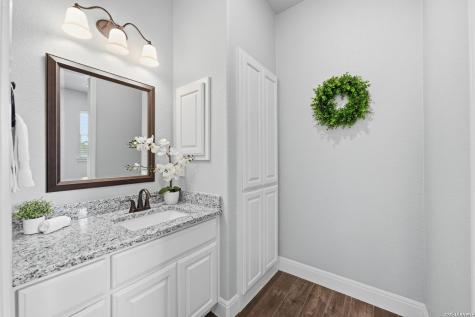 323 Curvatura New Braunfels TX 78132