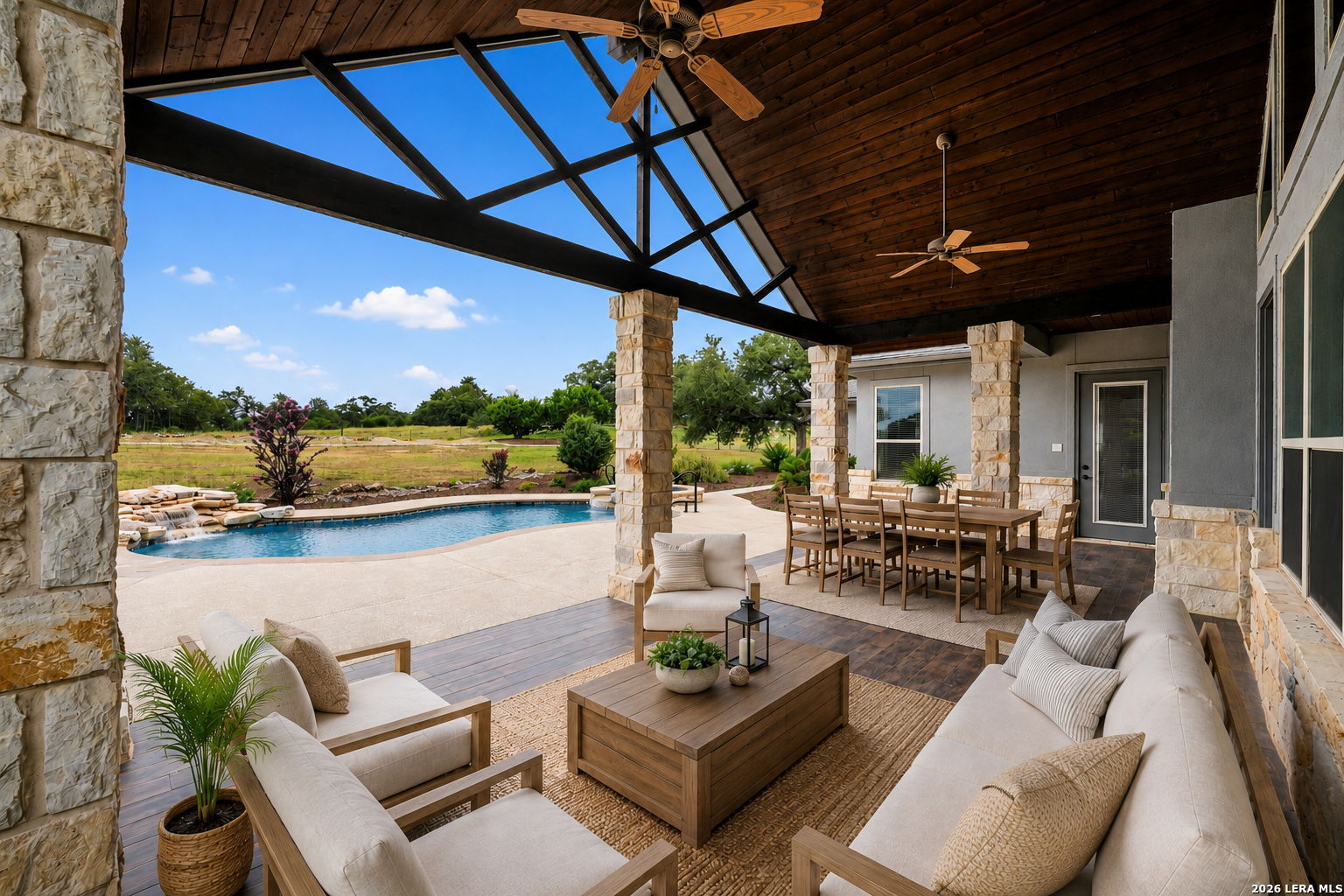 323 Curvatura New Braunfels TX 78132