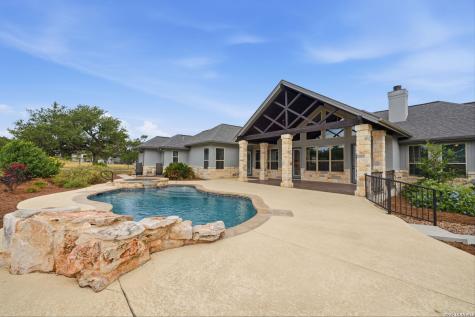 323 Curvatura New Braunfels TX 78132