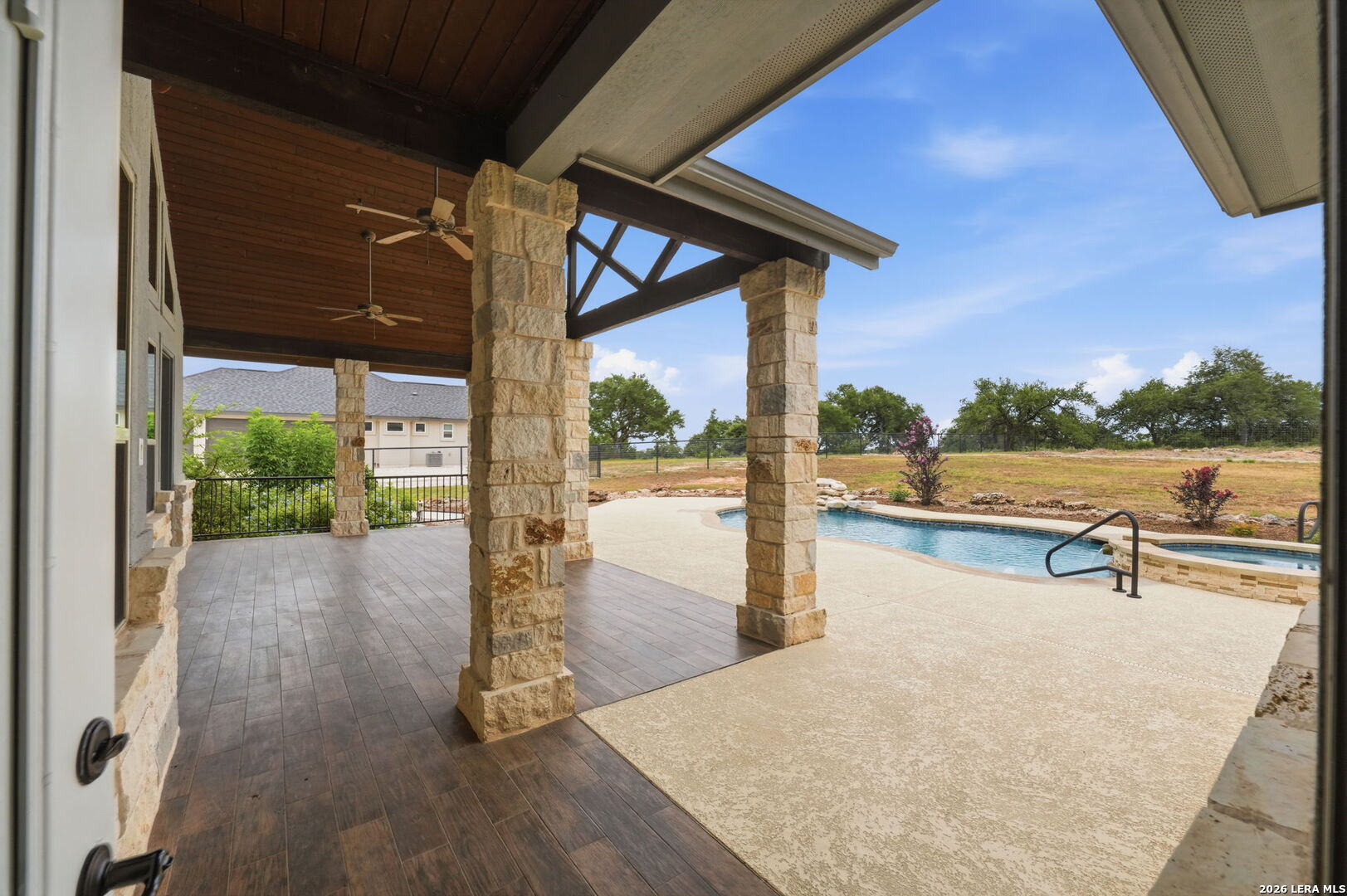 323 Curvatura New Braunfels TX 78132