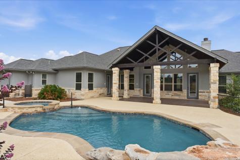 323 Curvatura New Braunfels TX 78132